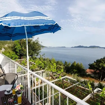 Giovani - Two Bedroom With Balcony And Sea View Apartamento